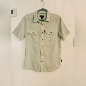 Patagonia Light Green Casual Button-Down Shirt